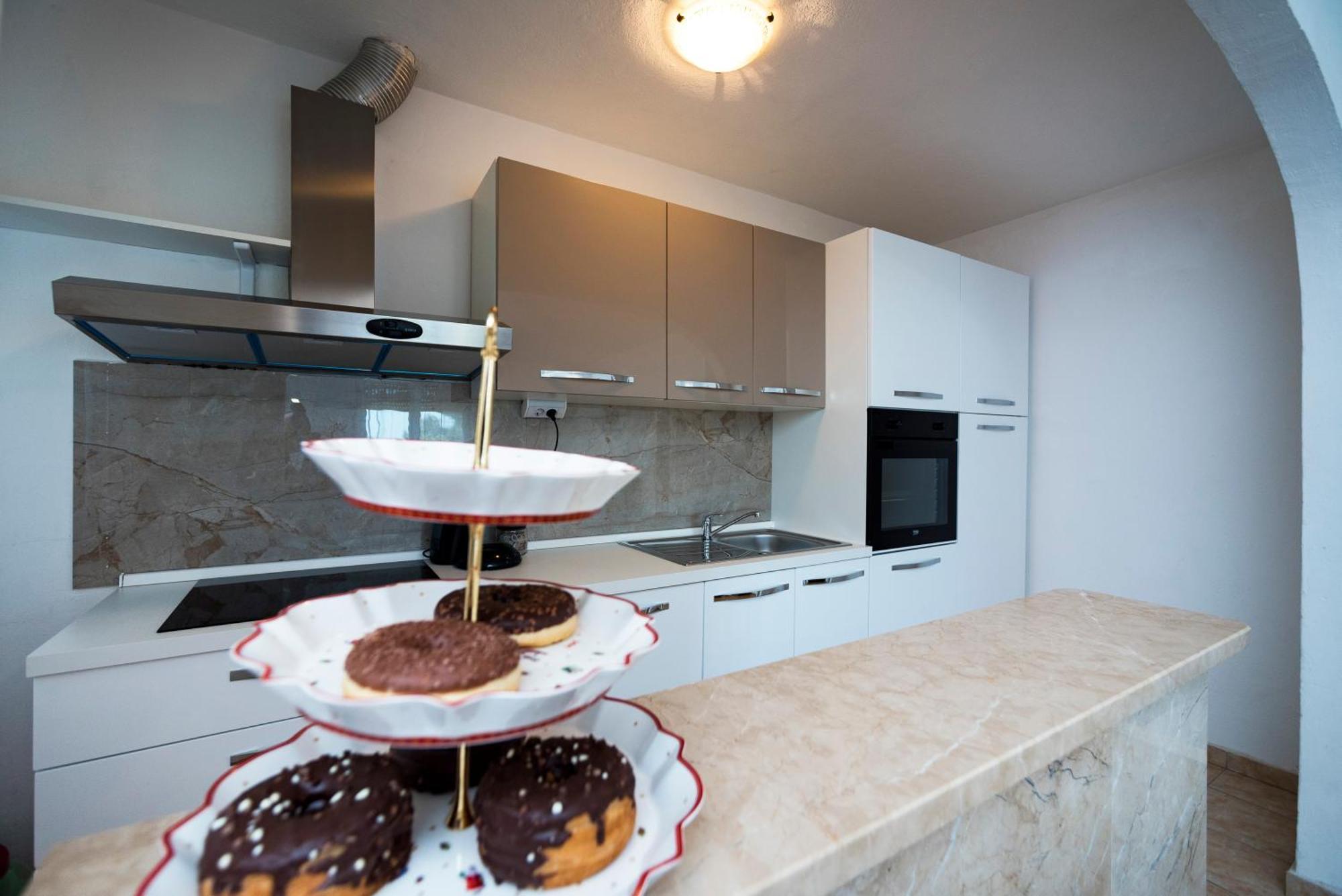M&M Pelivan Apartments Solin Luaran gambar